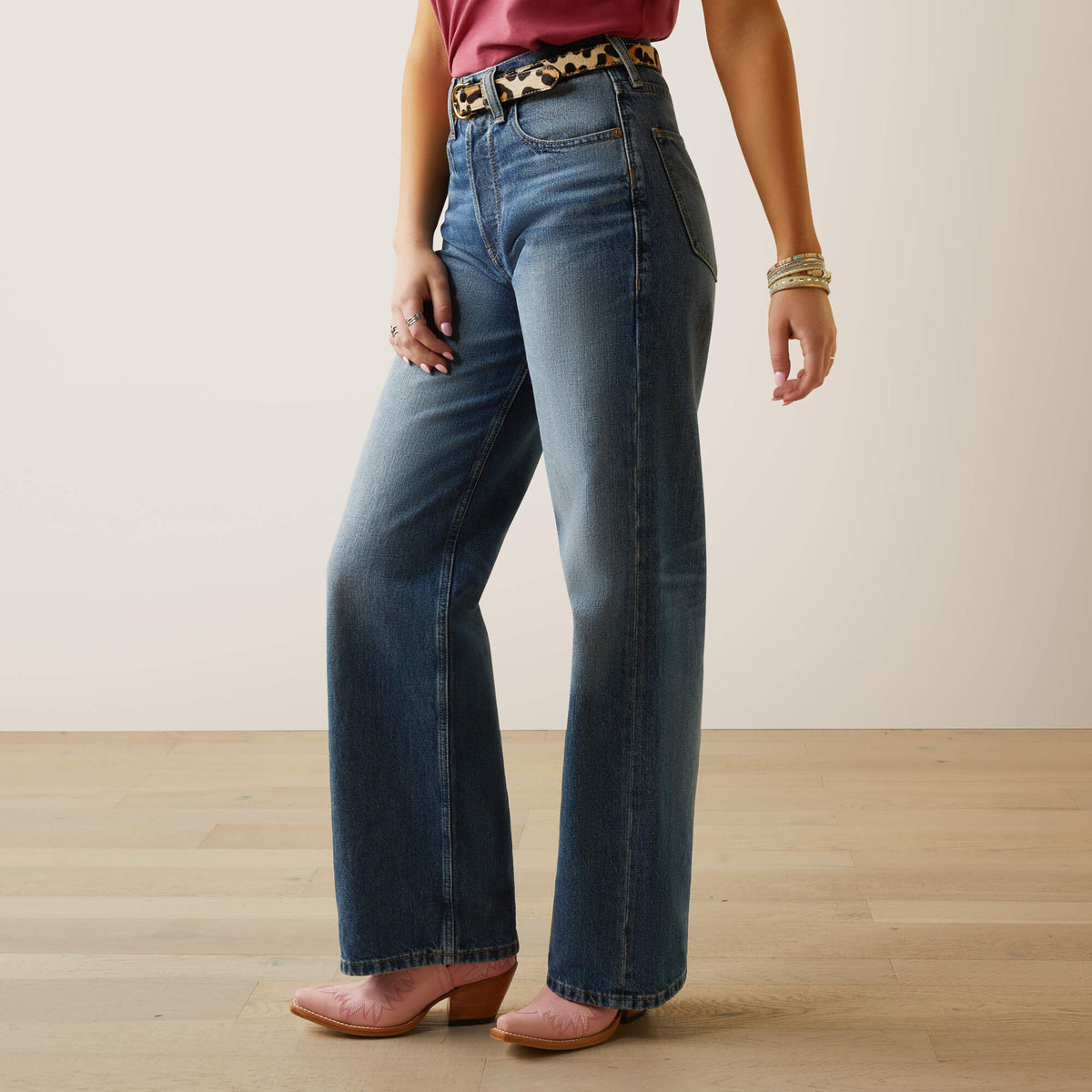 Ariat / Ultra High Rise Tomboy Wide Jean