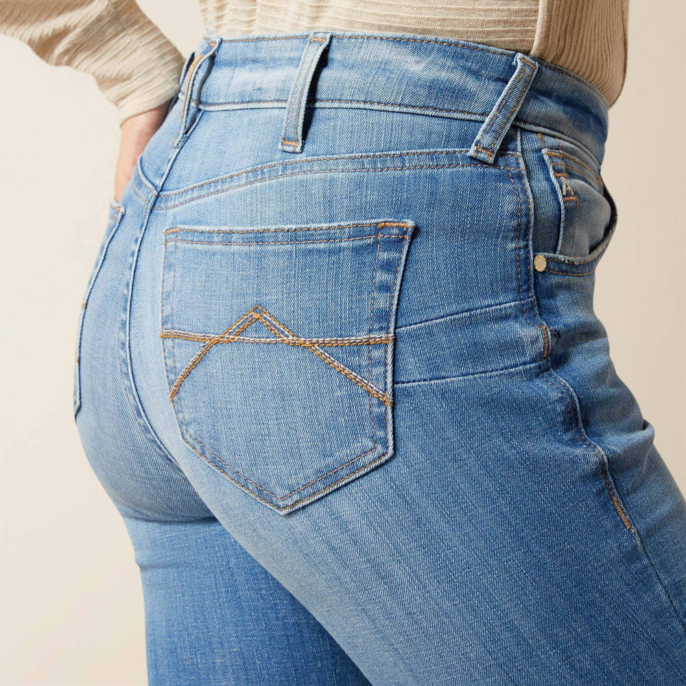 Ariat / High Rise Camellia Boot Cut Jean