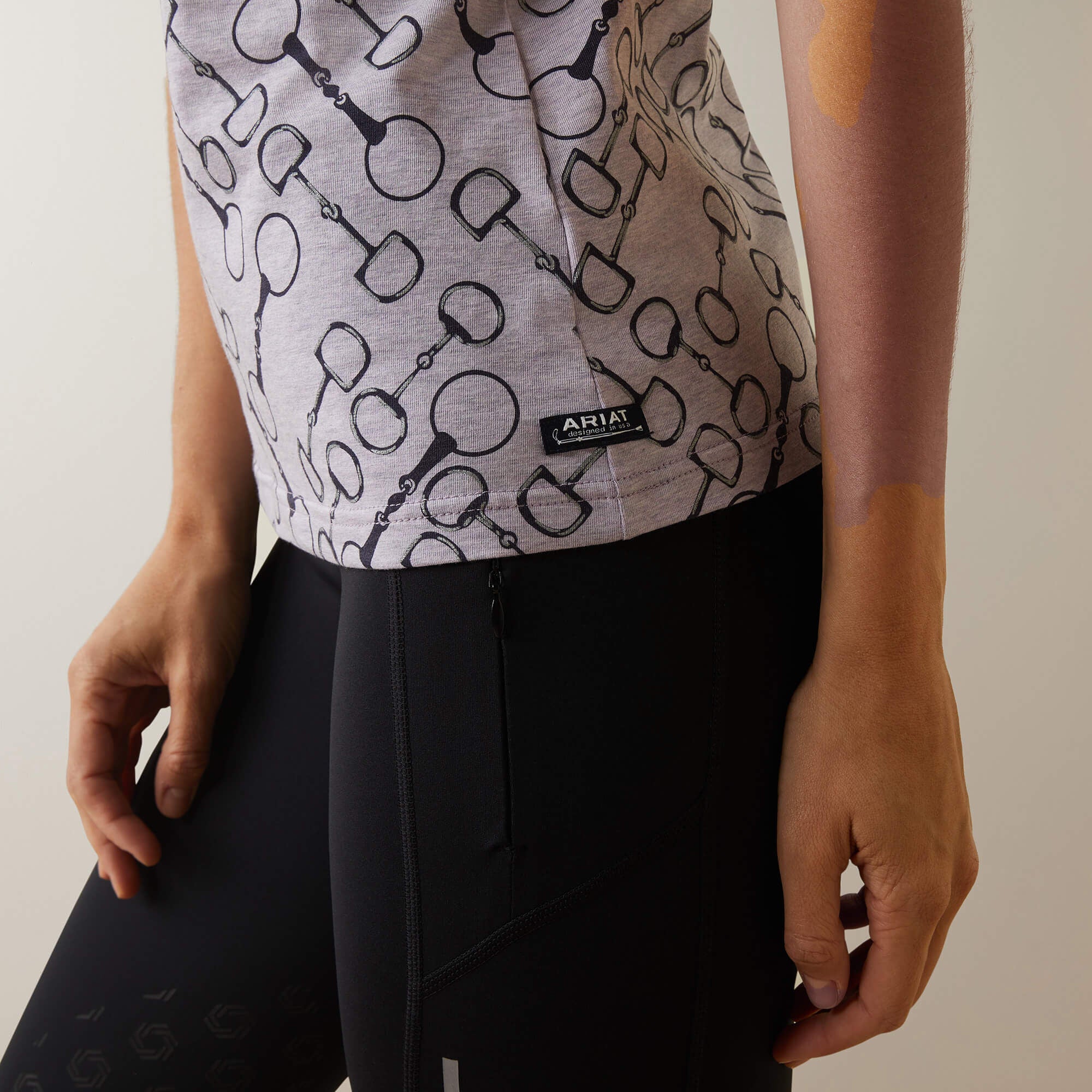 Ariat / Snaffle T-Shirt