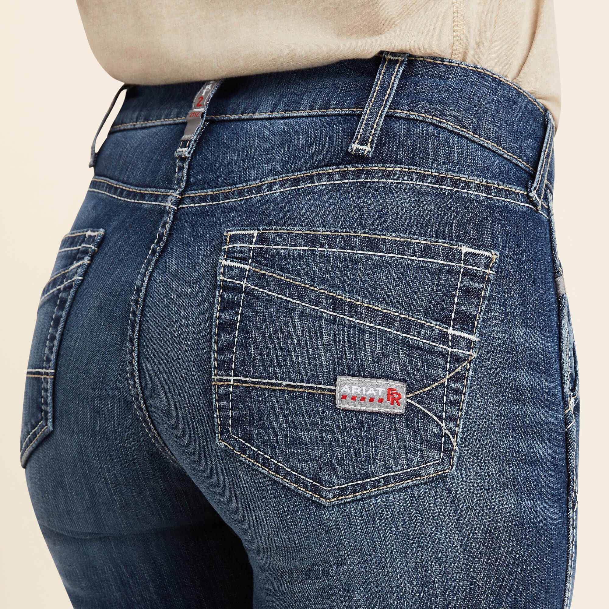 Ariat / FR Perfect Rise DuraLight Stretch Cell Phone Pocket Straight Jean