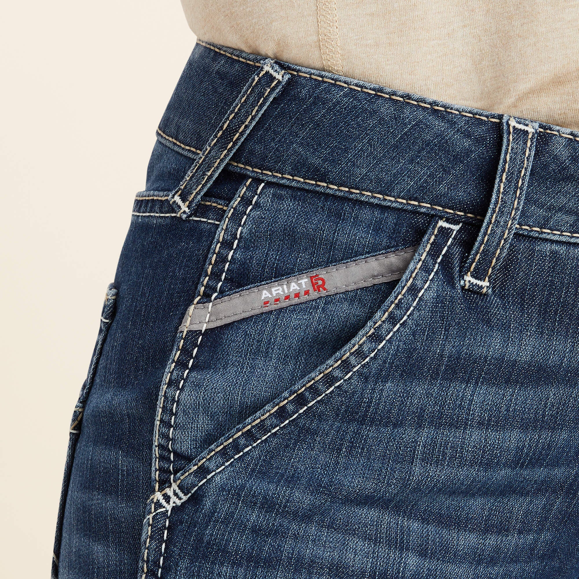 Ariat / FR Perfect Rise DuraLight Stretch Cell Phone Pocket Straight Jean
