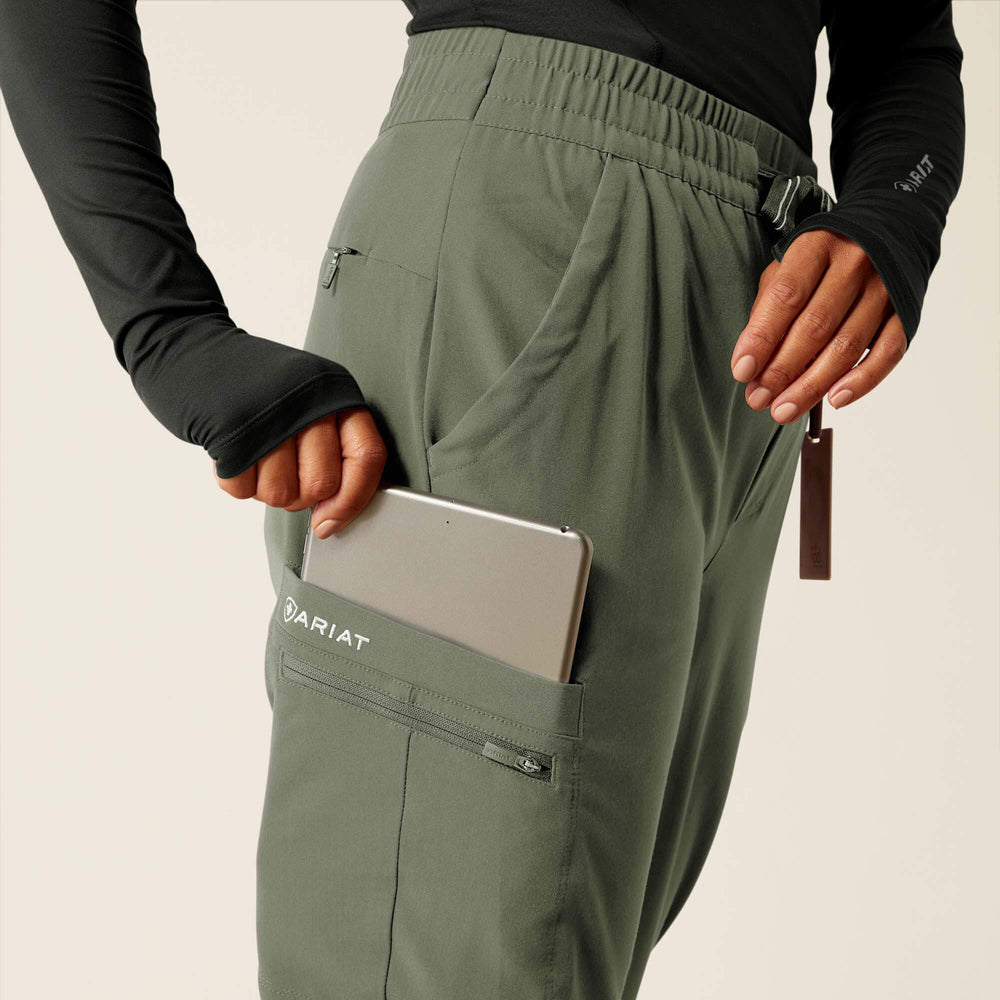 Ariat / Blackwell Cargo Stretch Jogger Scrub Pant