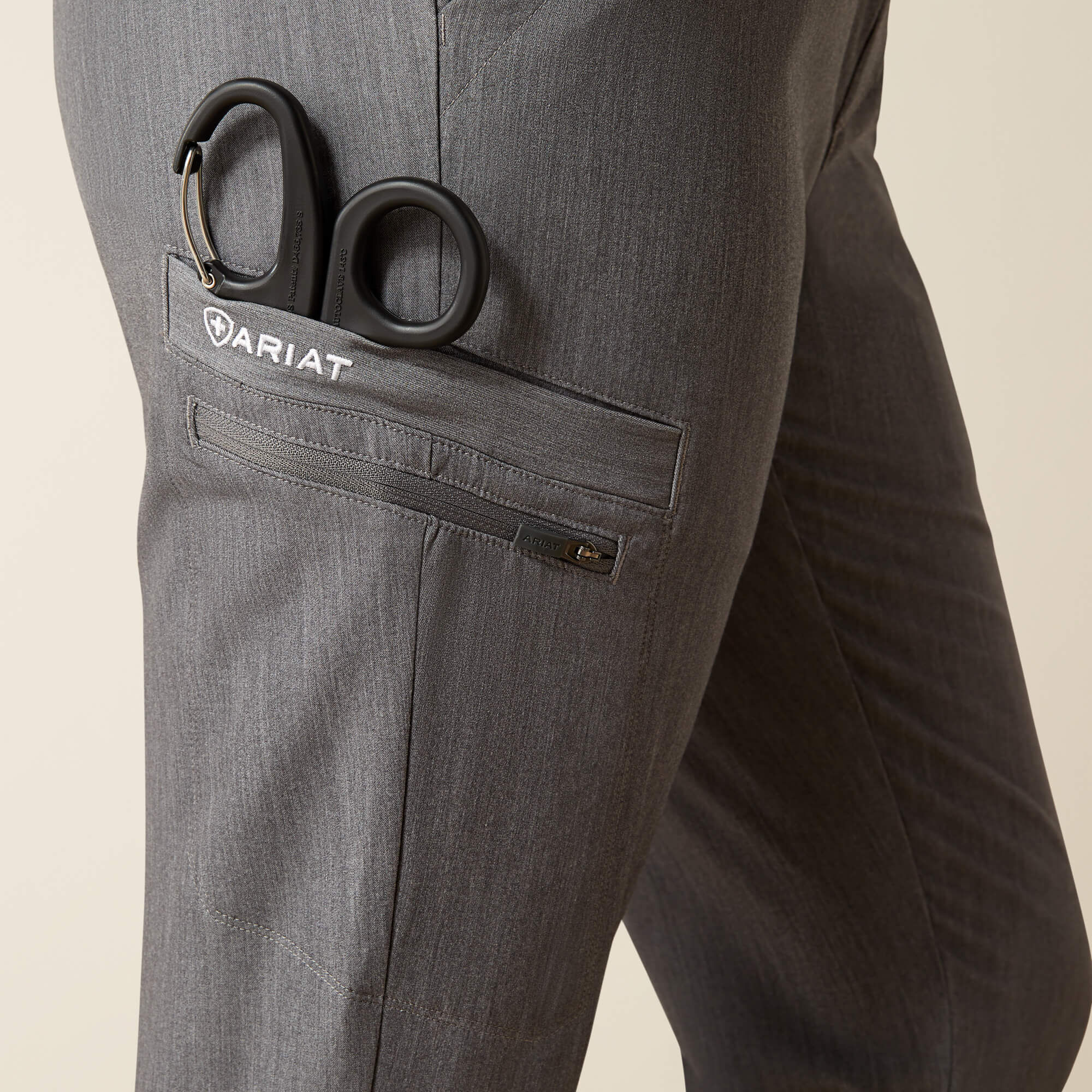 Ariat / Blackwell Cargo Stretch Jogger Scrub Pant