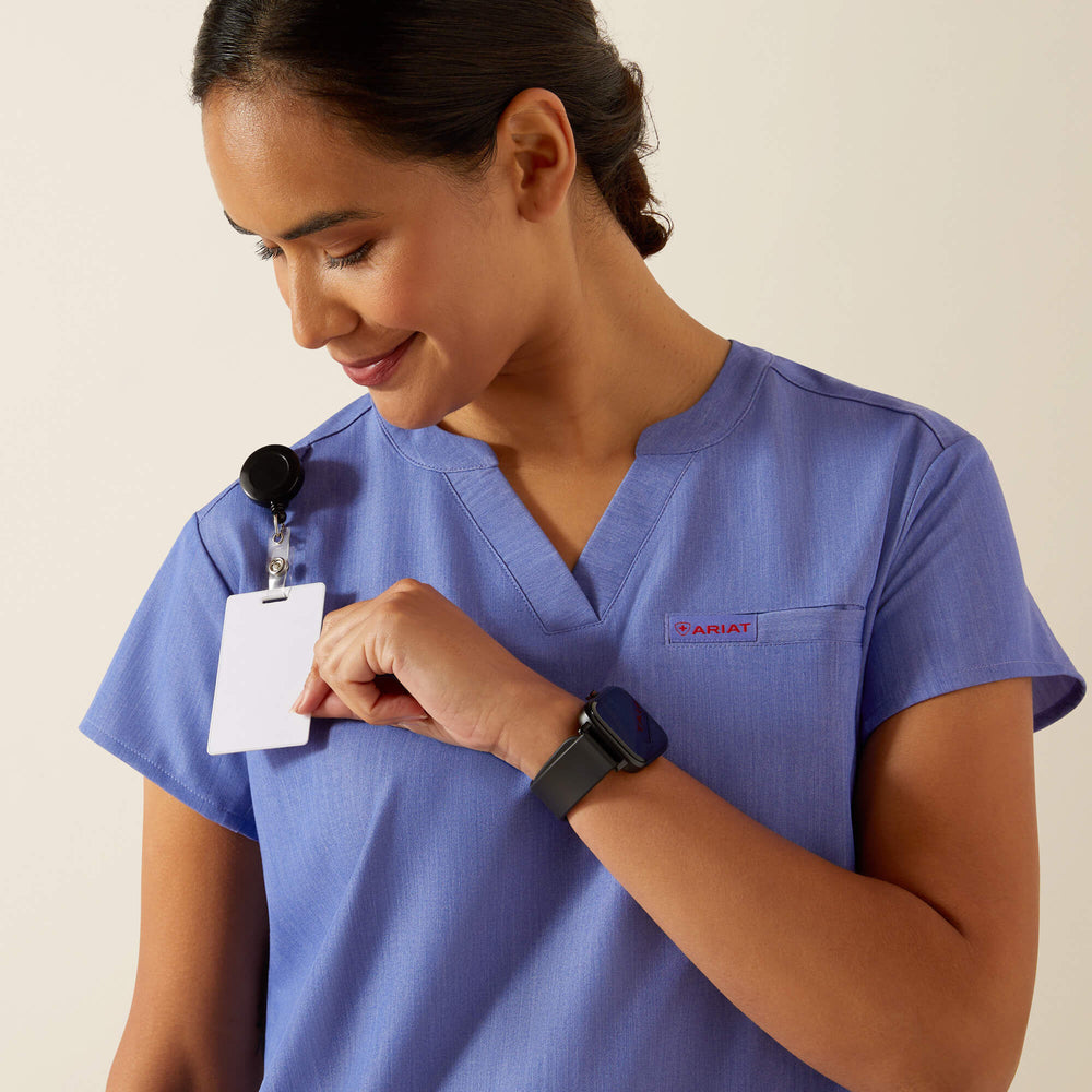 Ariat / Eliza Fashion Scrub Top