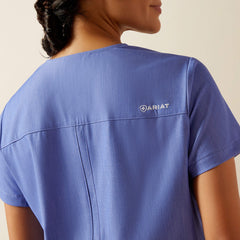 Ariat / Clara 6 Pocket Scrub Top