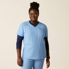 Ariat / Clara 6 Pocket Scrub Top