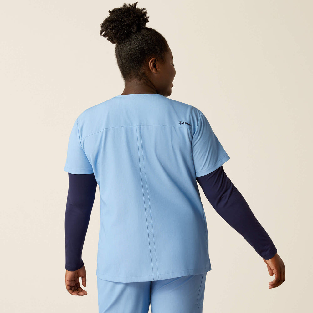 Ariat / Clara 6 Pocket Scrub Top