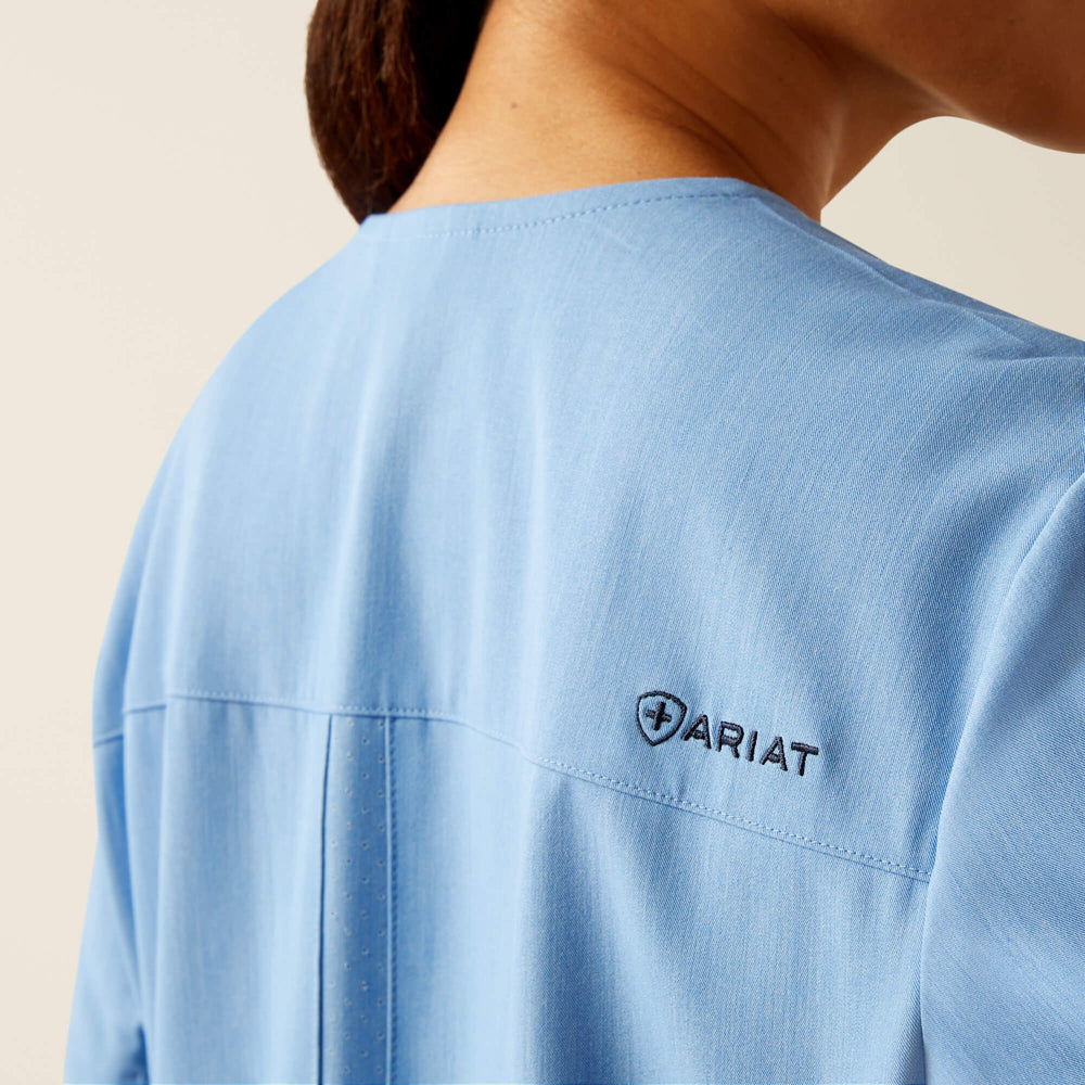 Ariat / Clara 6 Pocket Scrub Top