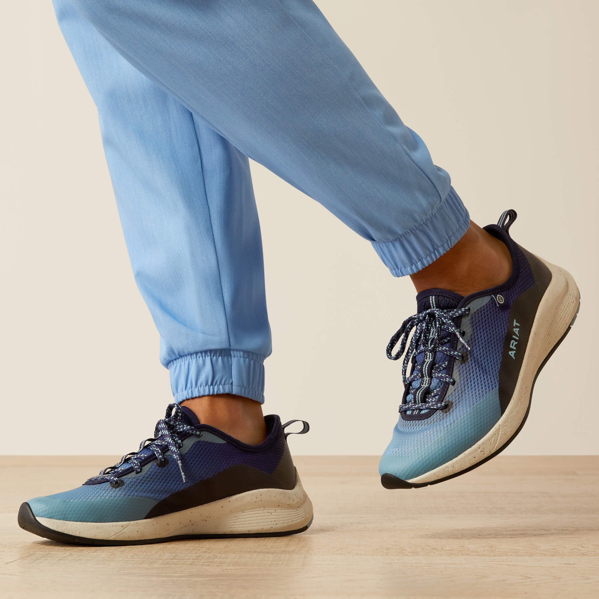 Ariat / Blackwell Cargo Stretch Jogger Scrub Pant