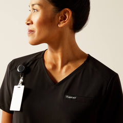 Ariat / Clara 6 Pocket Scrub Top