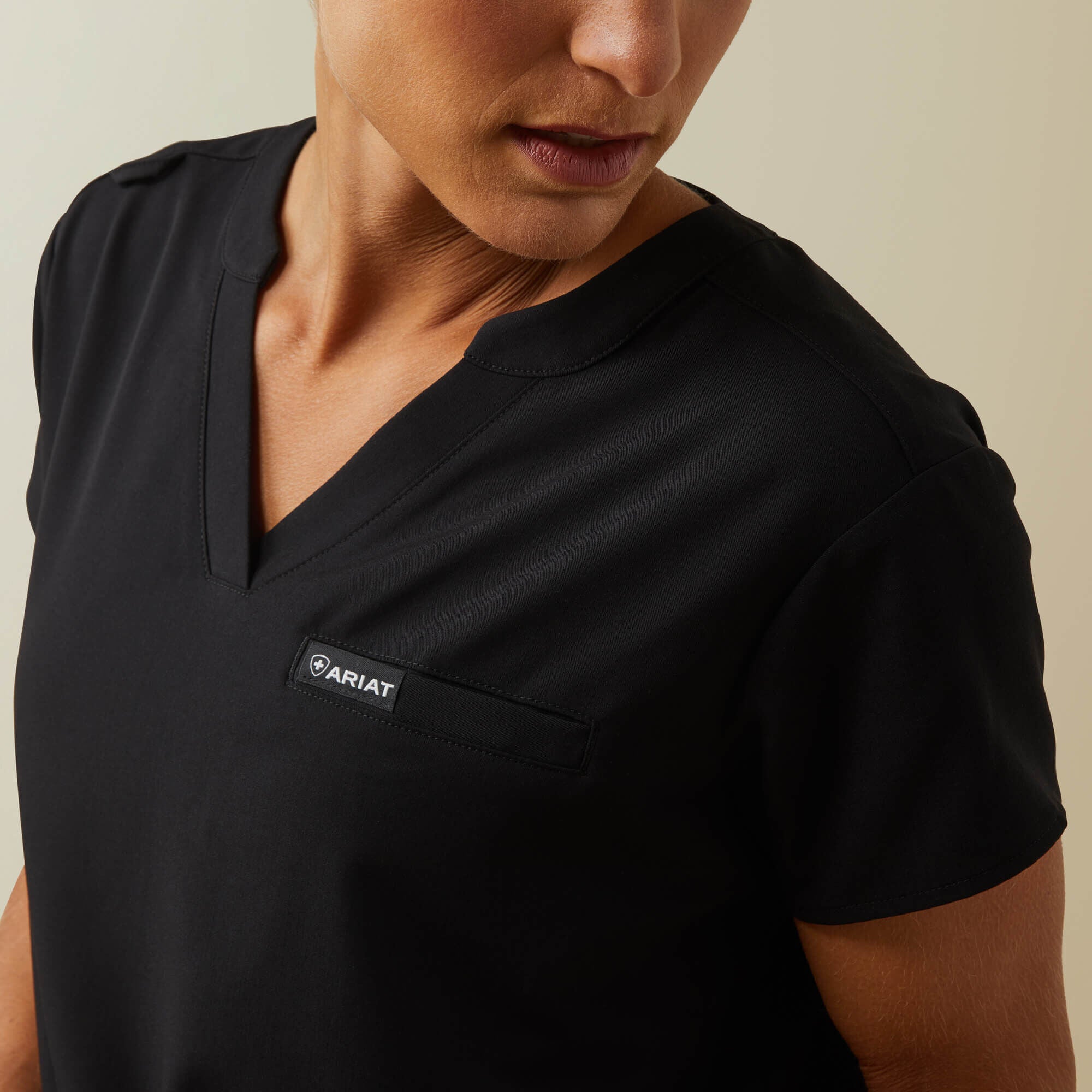 Ariat / Eliza Fashion Scrub Top