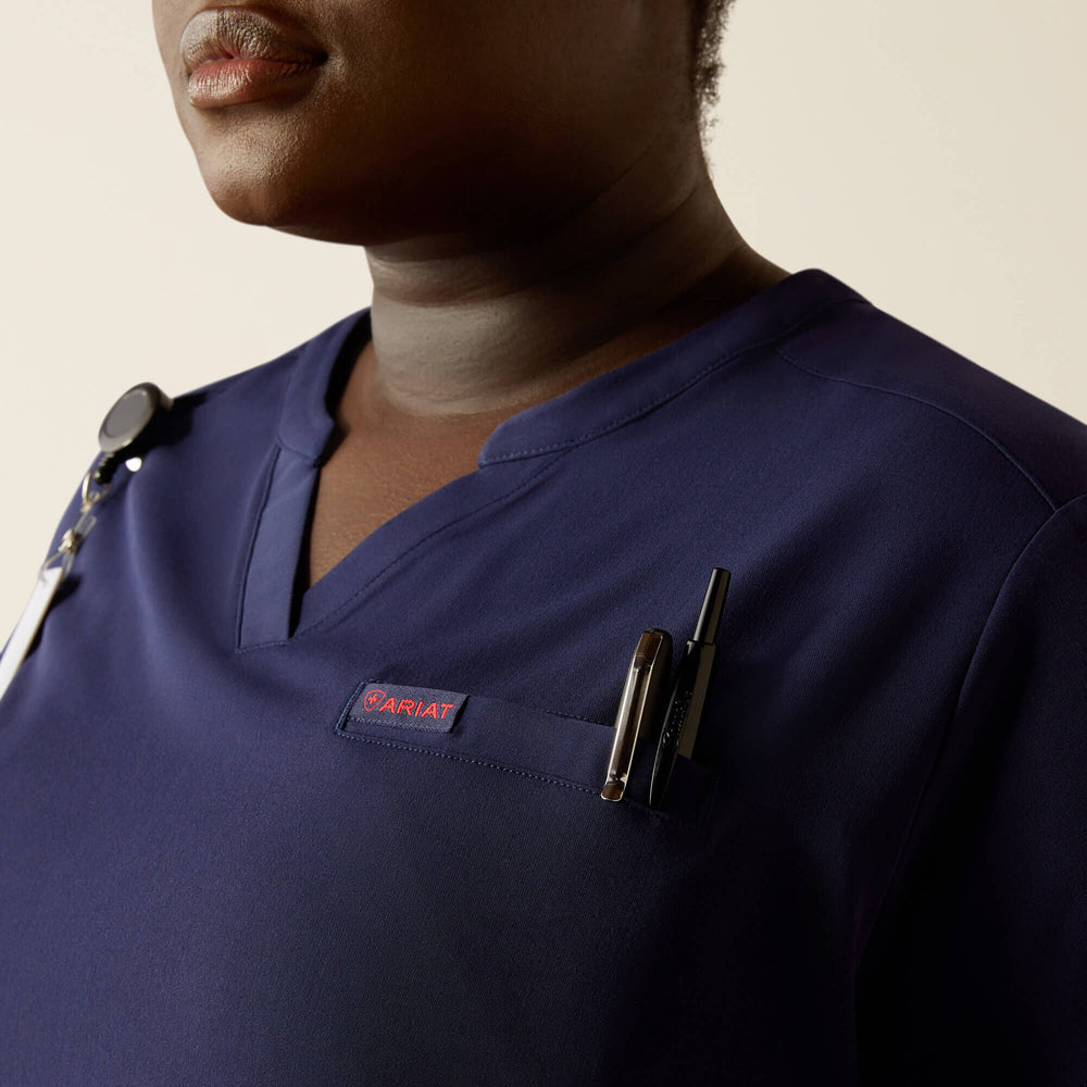 Ariat / Eliza Fashion Scrub Top