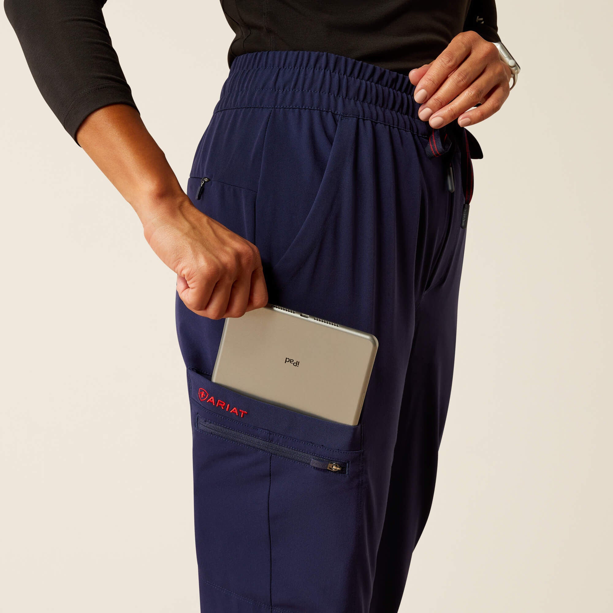 Ariat / Blackwell Cargo Stretch Jogger Scrub Pant