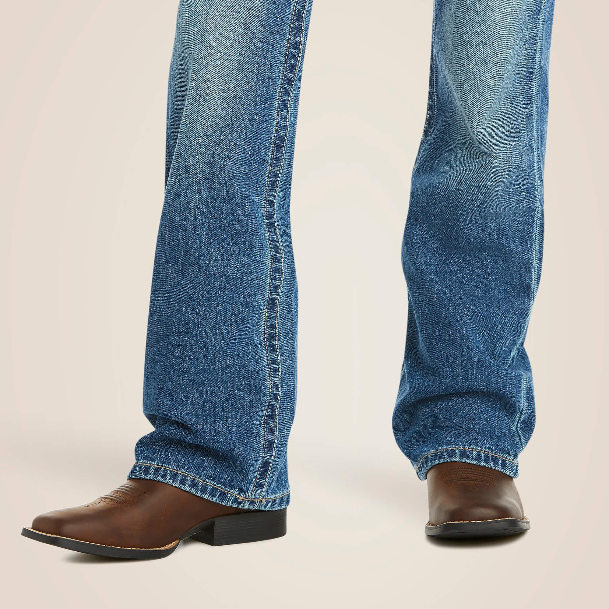 Ariat / B4 Relaxed Boundary Boot Cut Jean