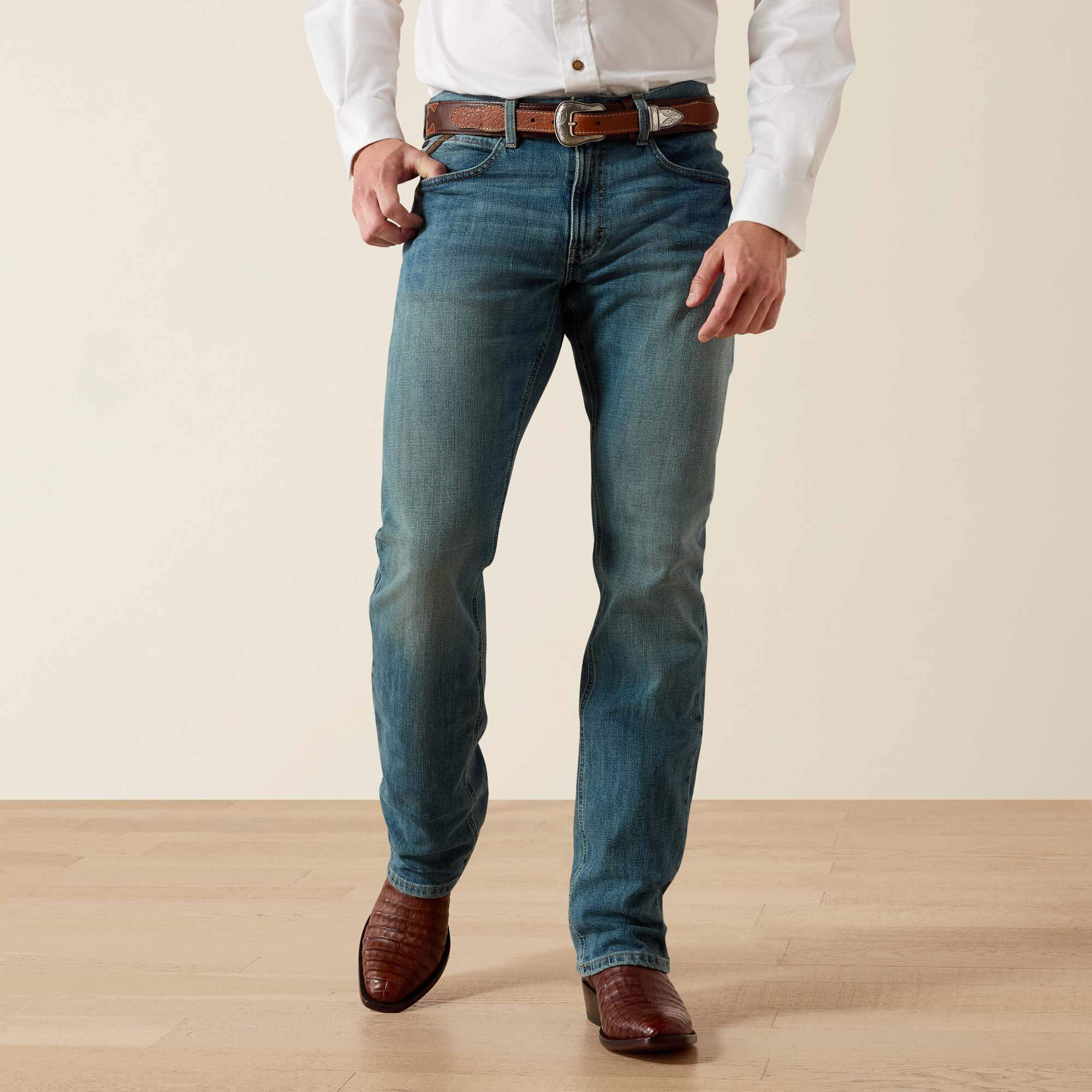Ariat / M4 Low Rise Stretch Legacy Stackable Straight Leg Jean