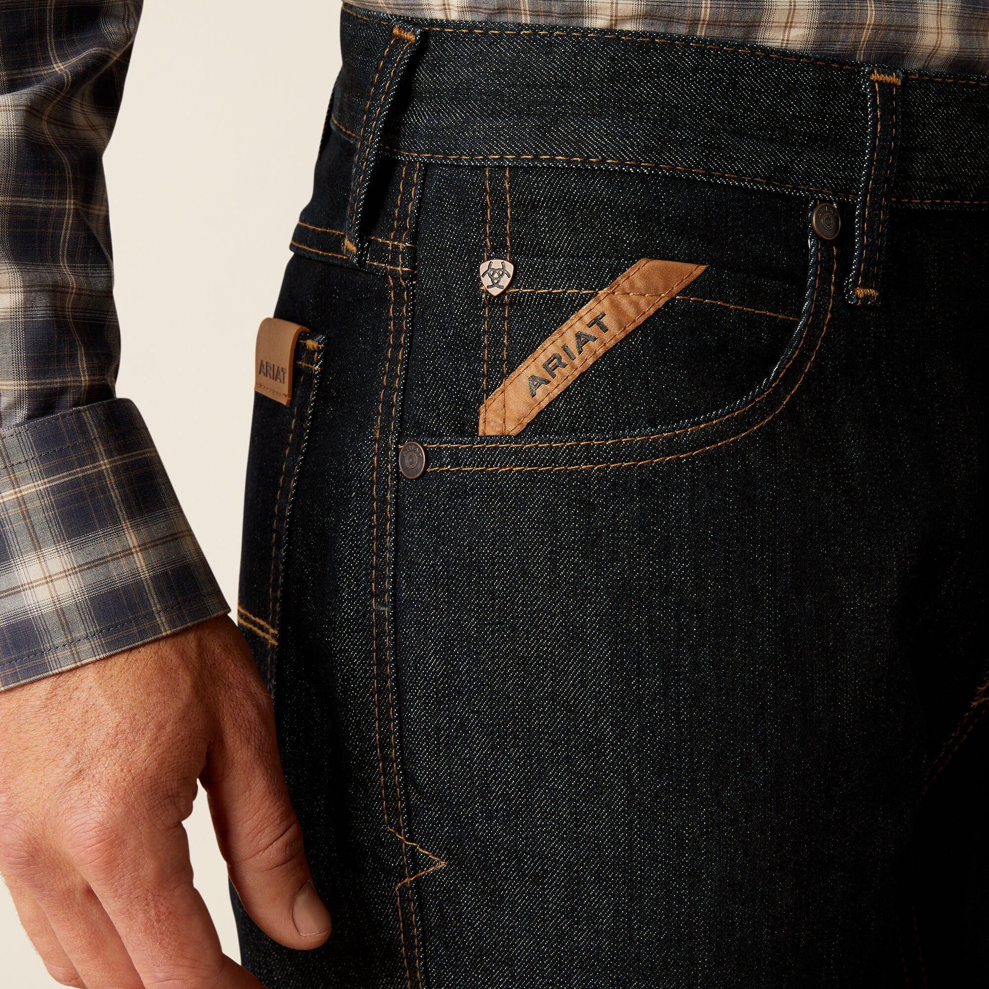 Ariat / M5 Blade Relentless Original Fit