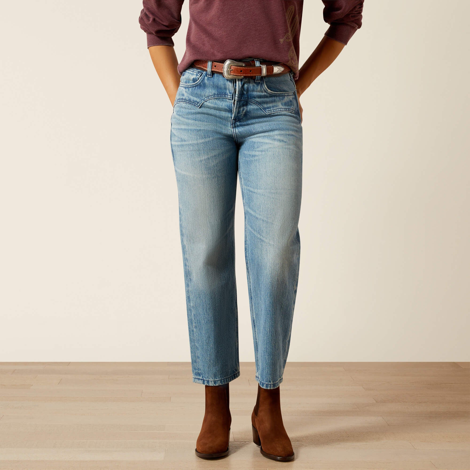 Ariat / Ultra High Rise Cheyenne Yoke Tomboy Straight Leg Jean