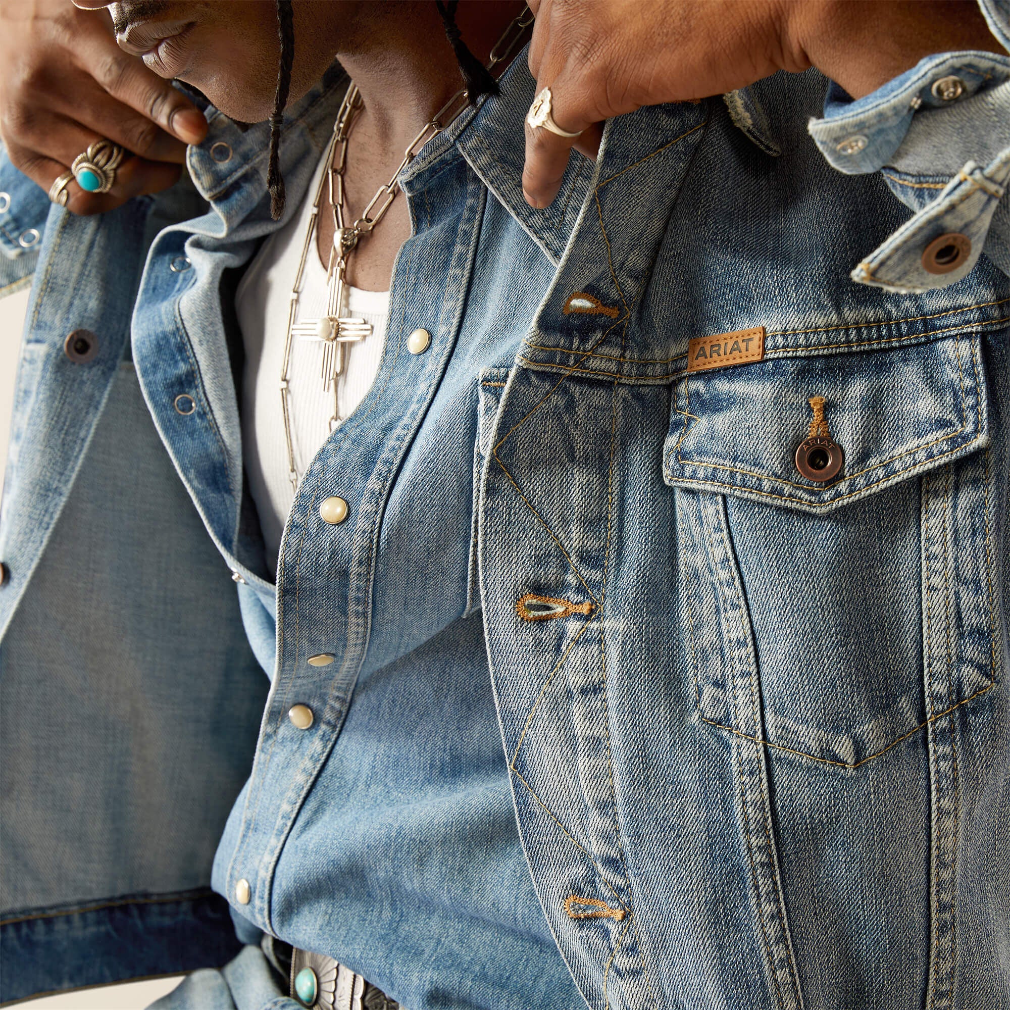 Ariat / Everybody's Yellowstone Hometown Denim Jacket
