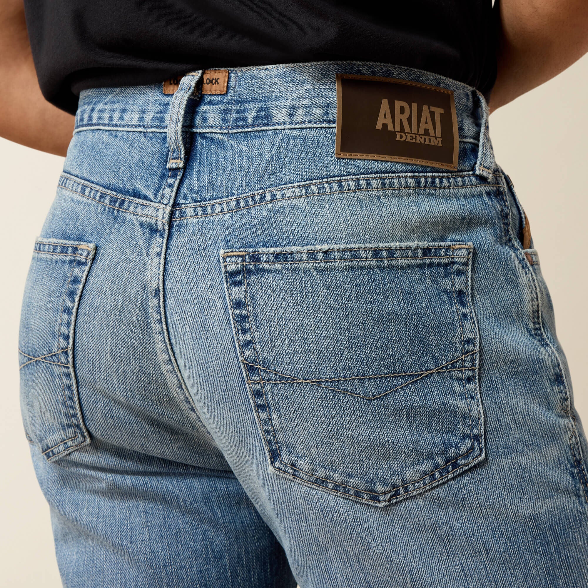 Ariat / M7 Slim Tex Classic Rise Straight Leg Jeans